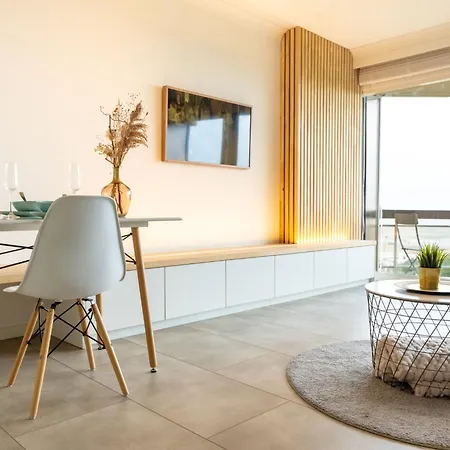 Poseidon With Seaview & Parking By Interhome Διαμέρισμα