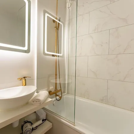 Poseidon With Seaview & Parking By Interhome