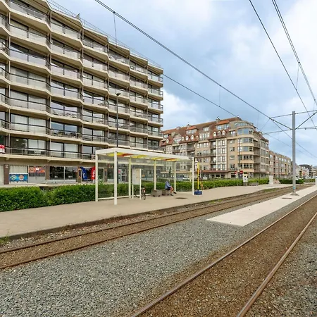 Appartement Poseidon With Seaview & Parking By Interhome